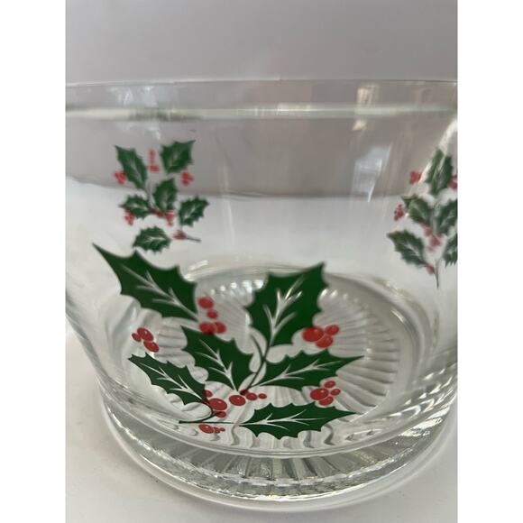 Holly Berries Christmas ice bucket 4 1/2" high 7 across No chips - Picture 2 of 4